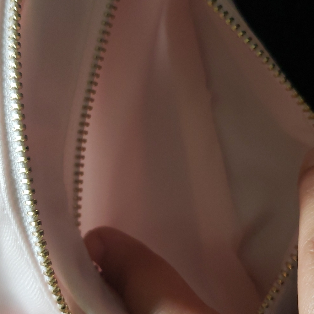 Marc Jacobs 👝 - Picture 9 of 9